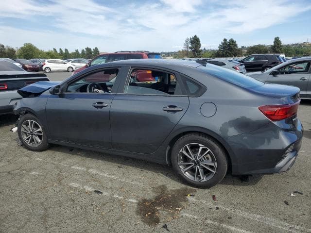 2022 KIA FORTE FE 2