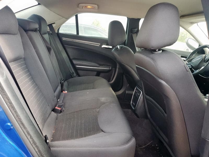2018 CHRYSLER 300 TOURING 10