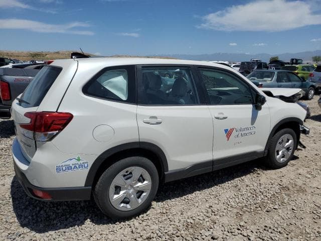2024 SUBARU FORESTER 3