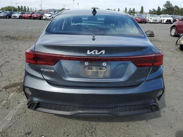 2022 KIA FORTE FE 6