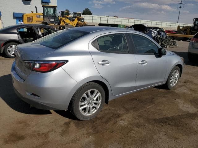 2017 TOYOTA YARIS IA 3
