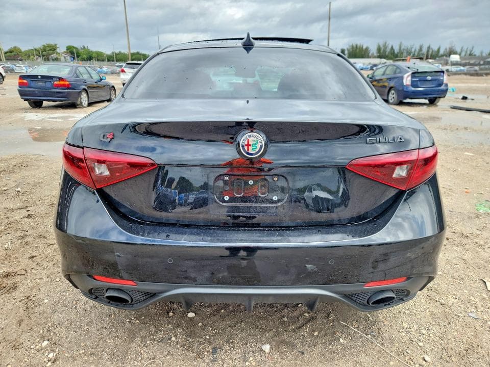 2020 ALFA ROMEO GIULIA TI 6