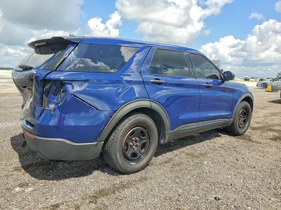 2021 FORD EXPLORER 3