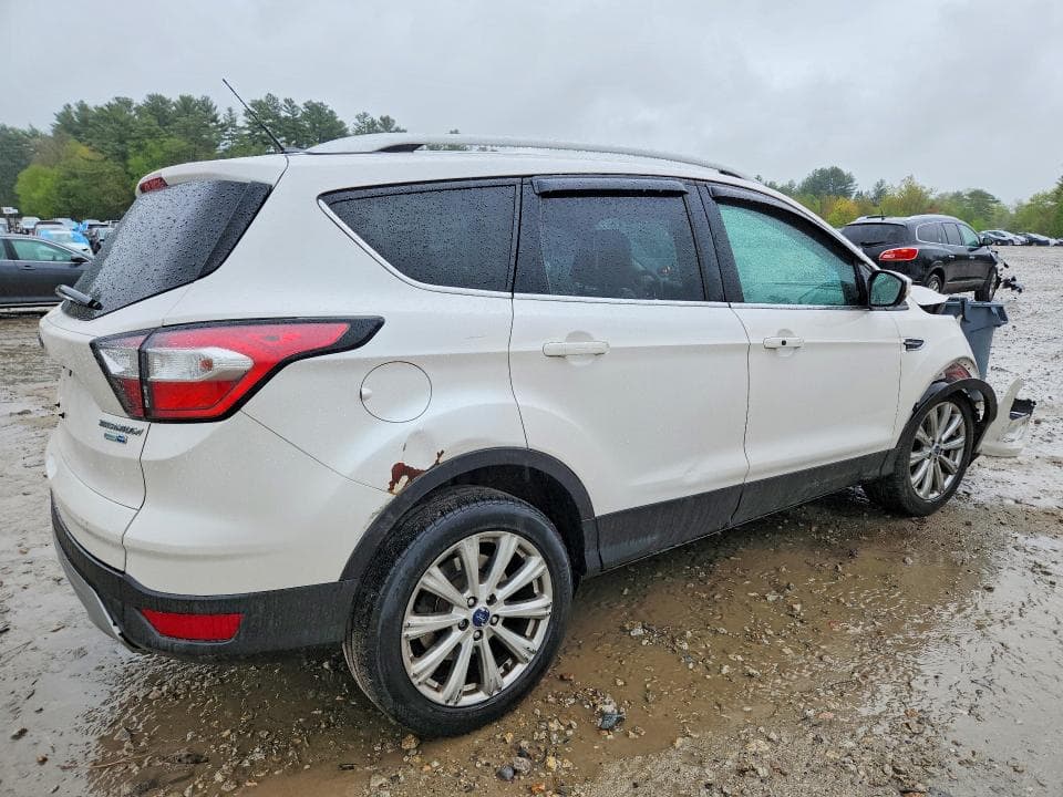 2017 FORD ESCAPE TITANIUM 3