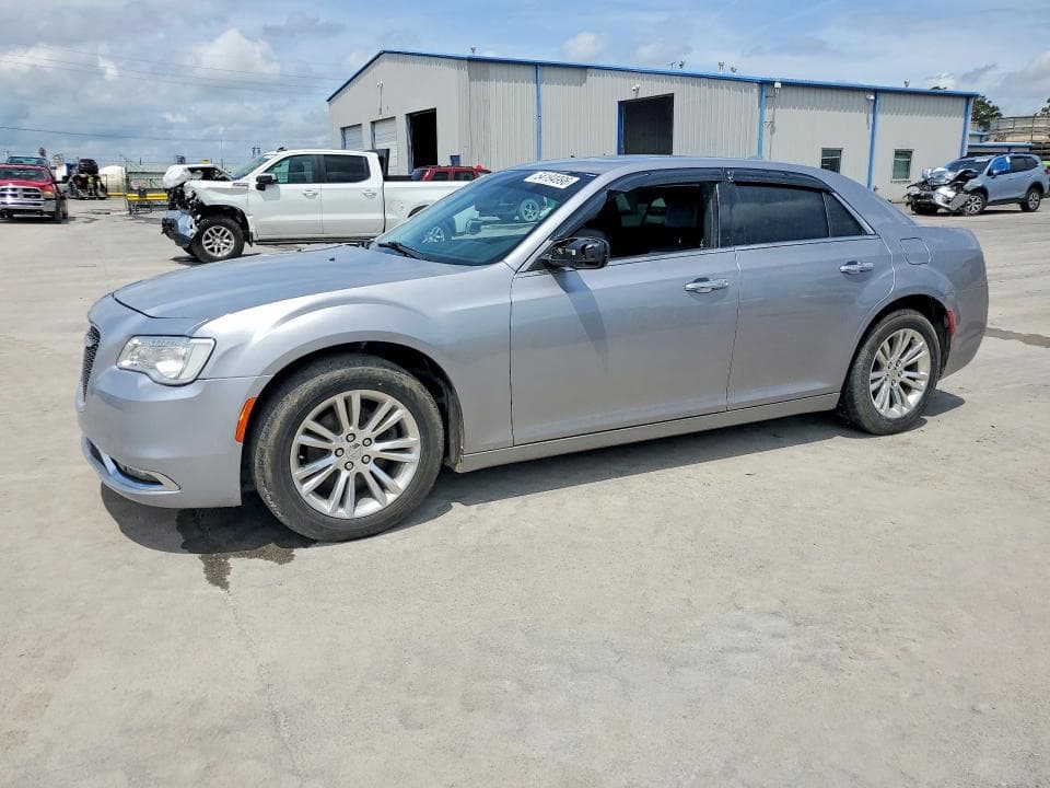 2016 CHRYSLER 300C - 1