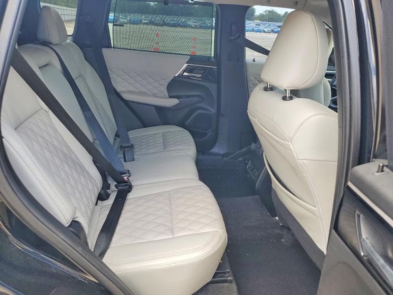 2023 MITSUBISHI OUTLANDER SEL 11