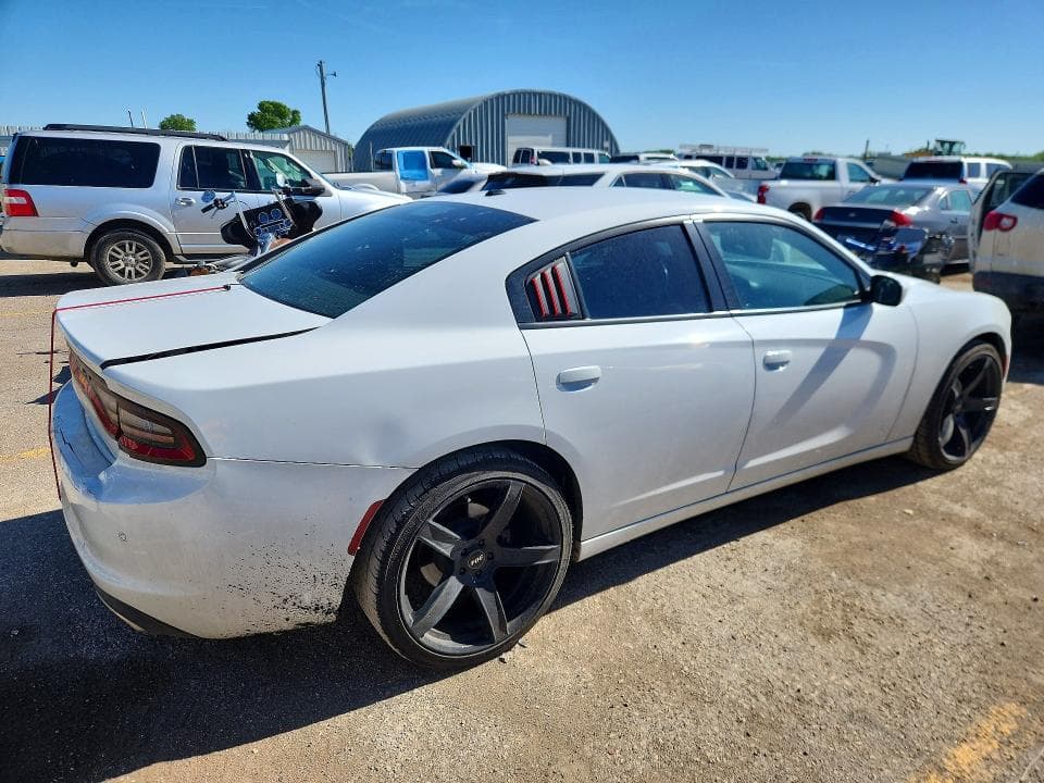 2022 DODGE CHARGER SXT 3