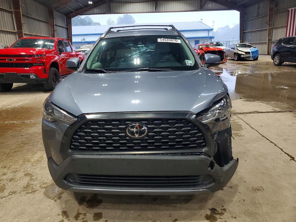 2022 TOYOTA COROLLA CROSS LE 5