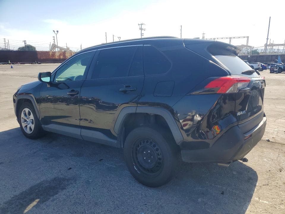 2019 TOYOTA RAV4 LE 2