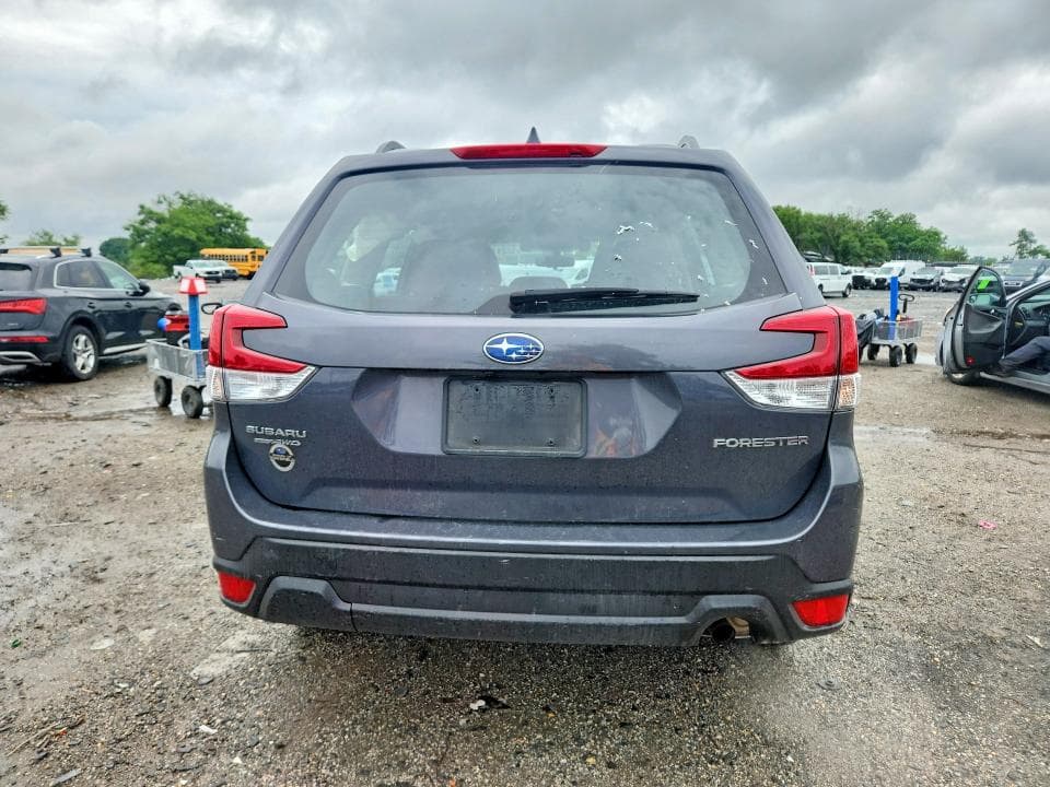 2021 SUBARU FORESTER 6