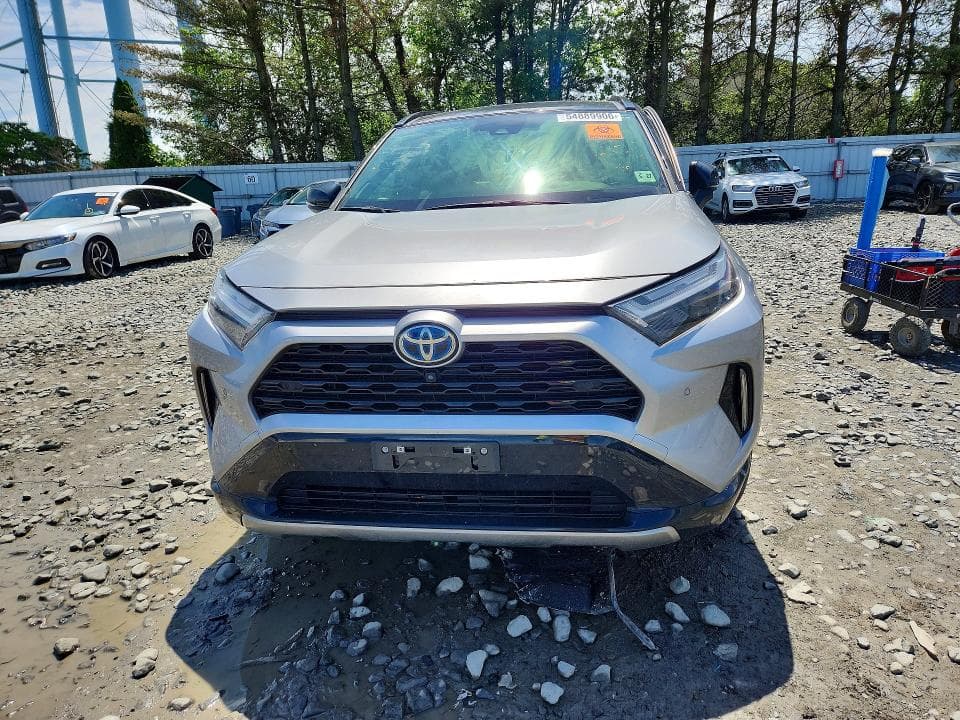 2022 TOYOTA RAV4 XSE 5