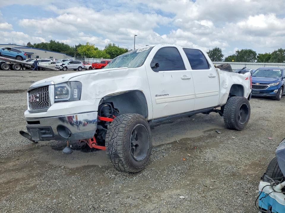 2013 GMC SIERRA - 1