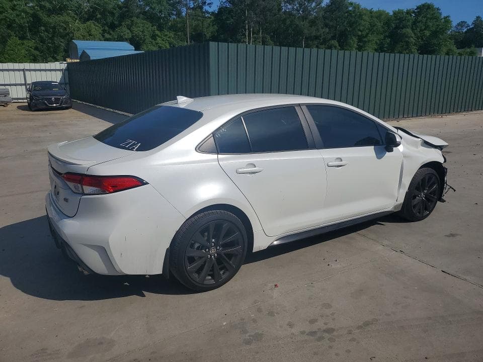 2026 TOYOTA COROLLA SE 3
