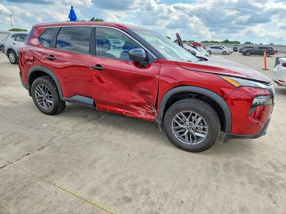 2026 NISSAN ROGUE S 4