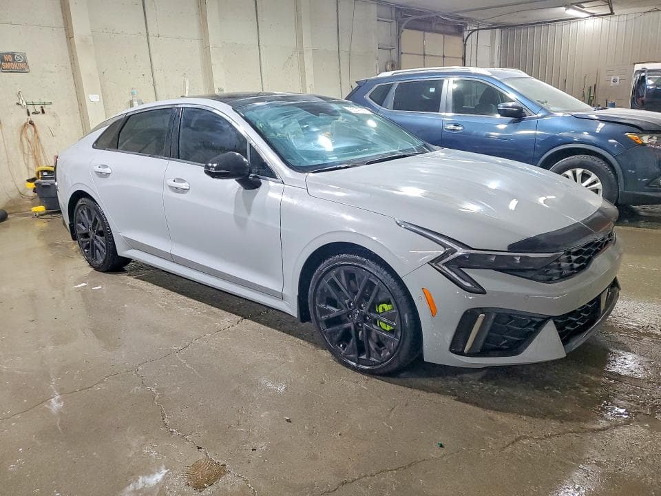 2025 KIA K5 GT 4