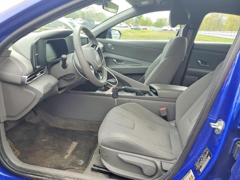 2024 HYUNDAI ELANTRA SE 7
