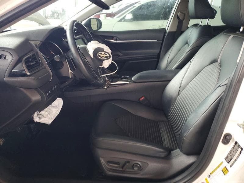 2019 TOYOTA CAMRY SE 7
