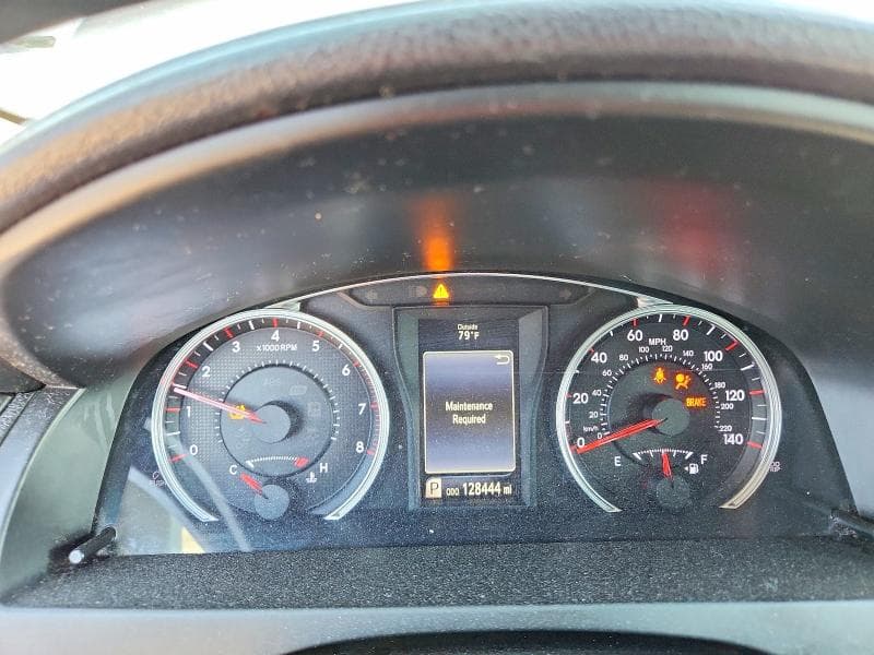 2017 TOYOTA CAMRY SE 9
