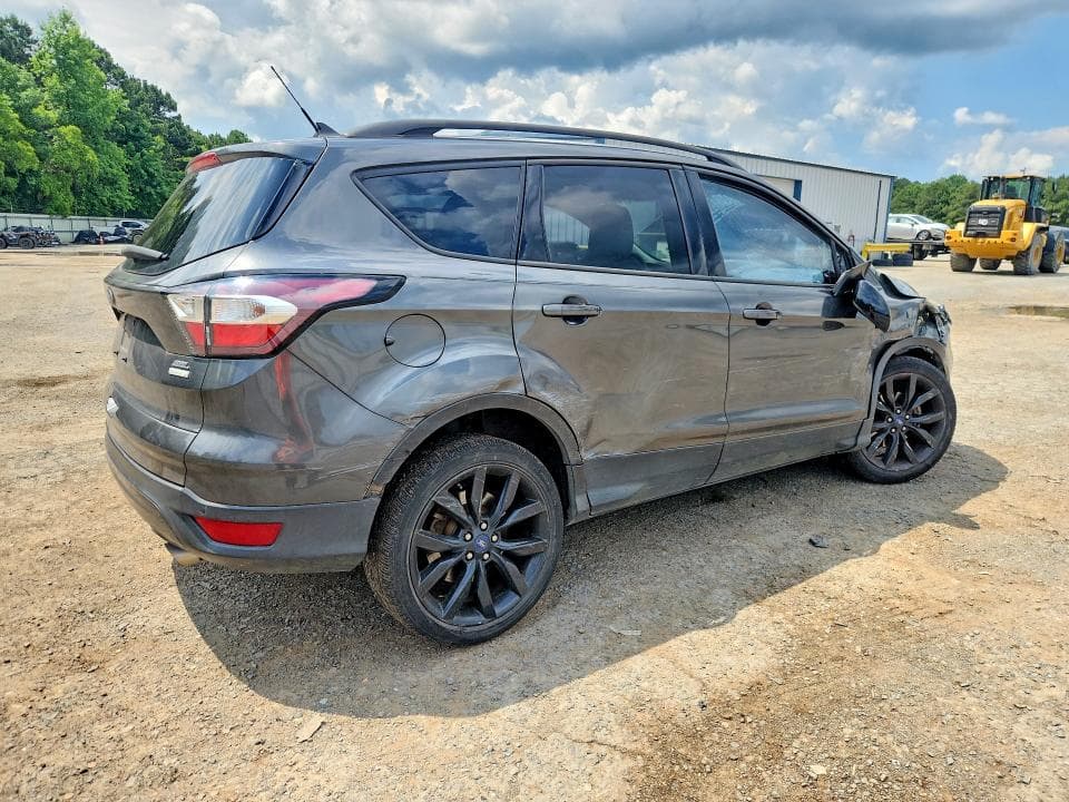2018 FORD ESCAPE SEL 3