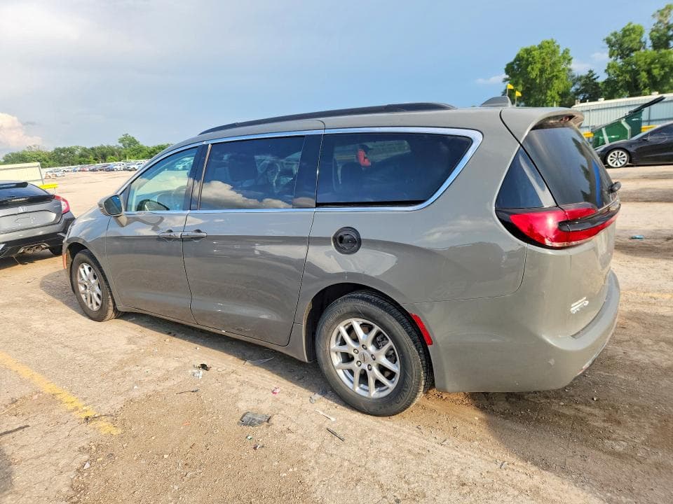 2022 CHRYSLER PACIFICA TOURING L 2