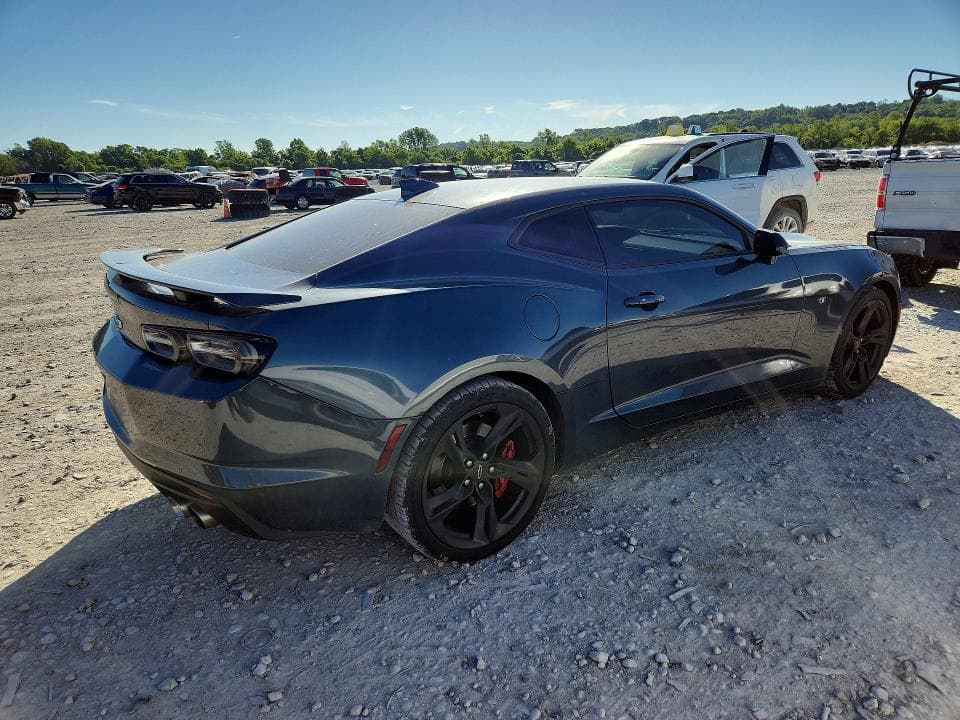 2022 CHEVROLET CAMARO LT1 3