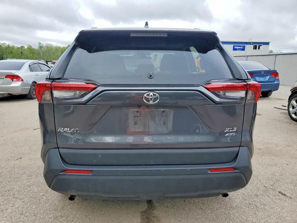 2023 TOYOTA RAV4 XLE 6