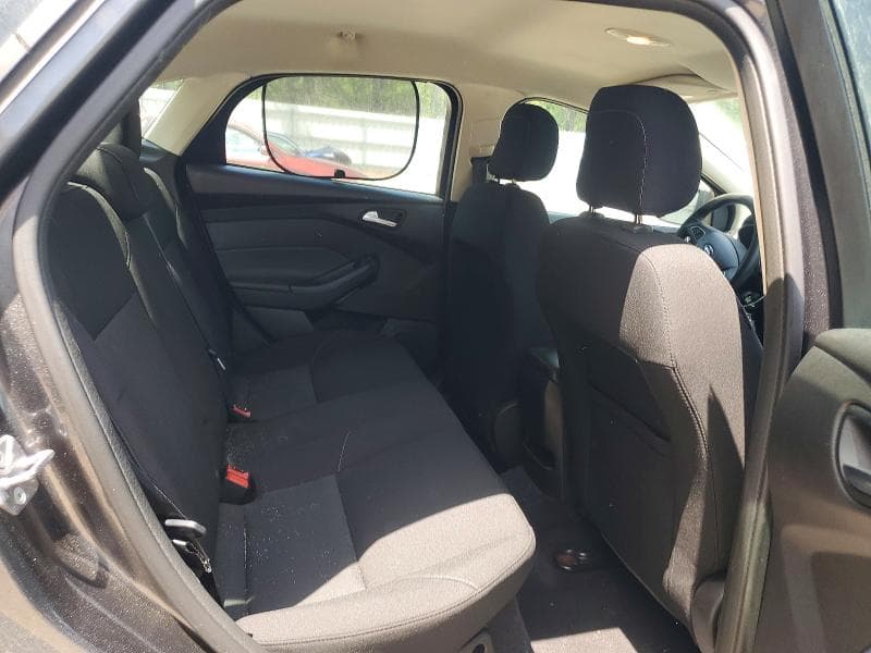 2018 FORD FOCUS SE 10