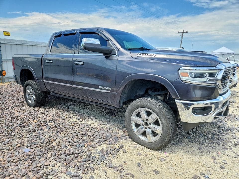 2019 RAM 1500 LIMITED 4