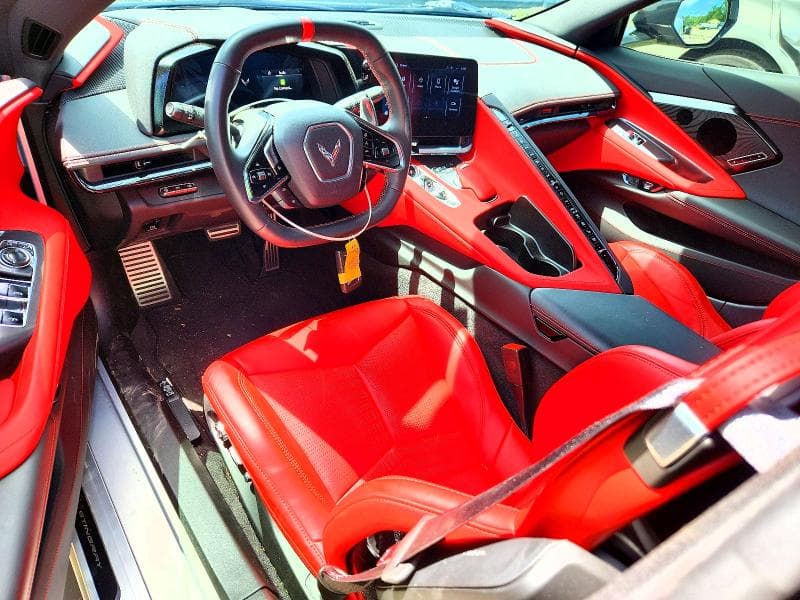 2024 CHEVROLET CORVETTE STINGRAY 2LT 8