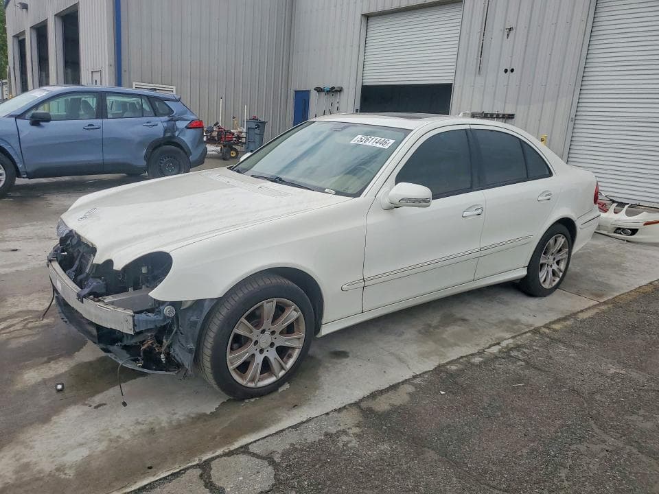 2009 MERCEDES-BENZ E-CLASS - 1