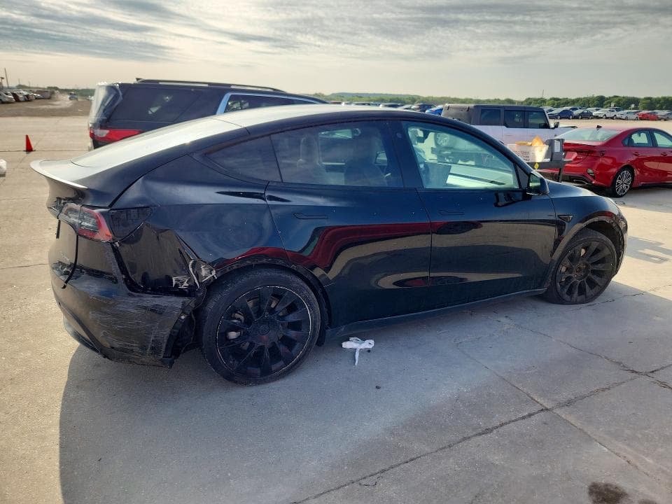 2022 TESLA MODEL Y 3
