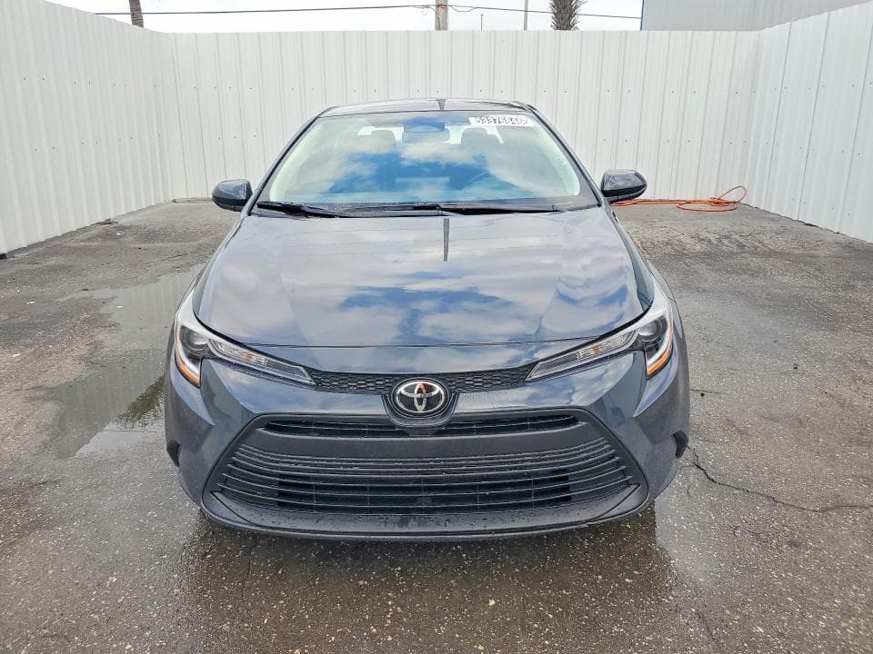 2026 TOYOTA COROLLA LE 5