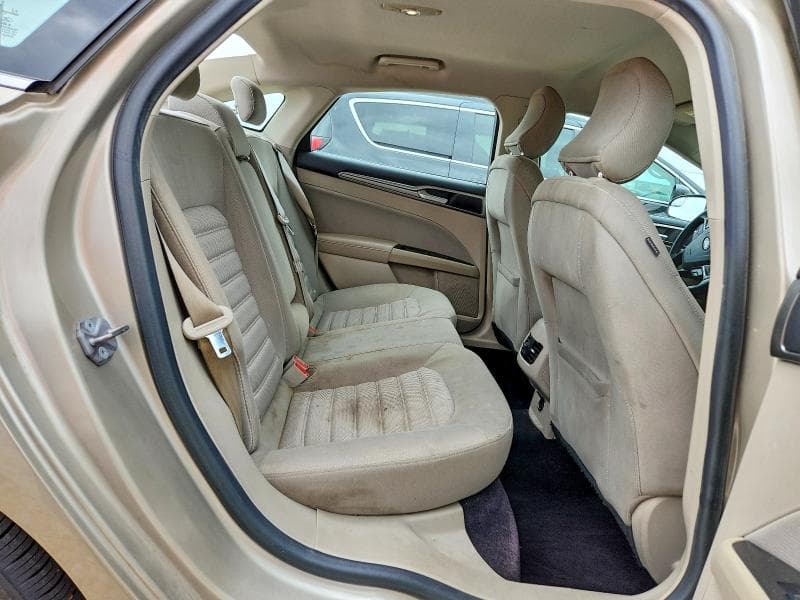 2017 FORD FUSION SE 10