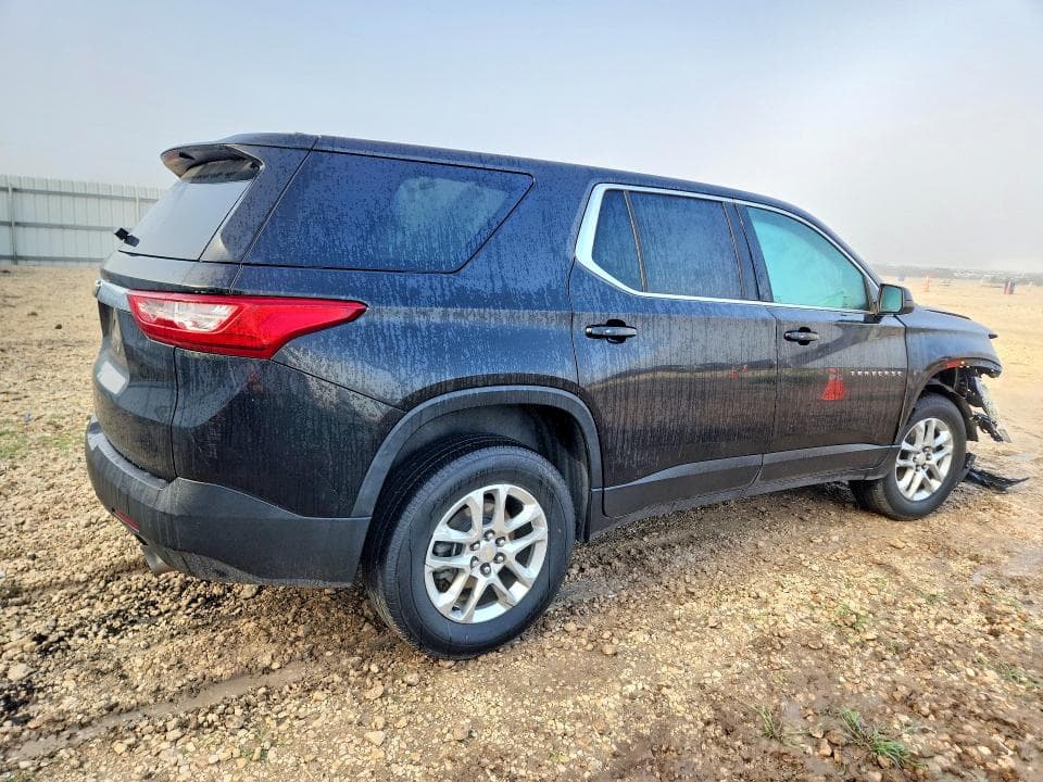 2021 CHEVROLET TRAVERSE LS 3