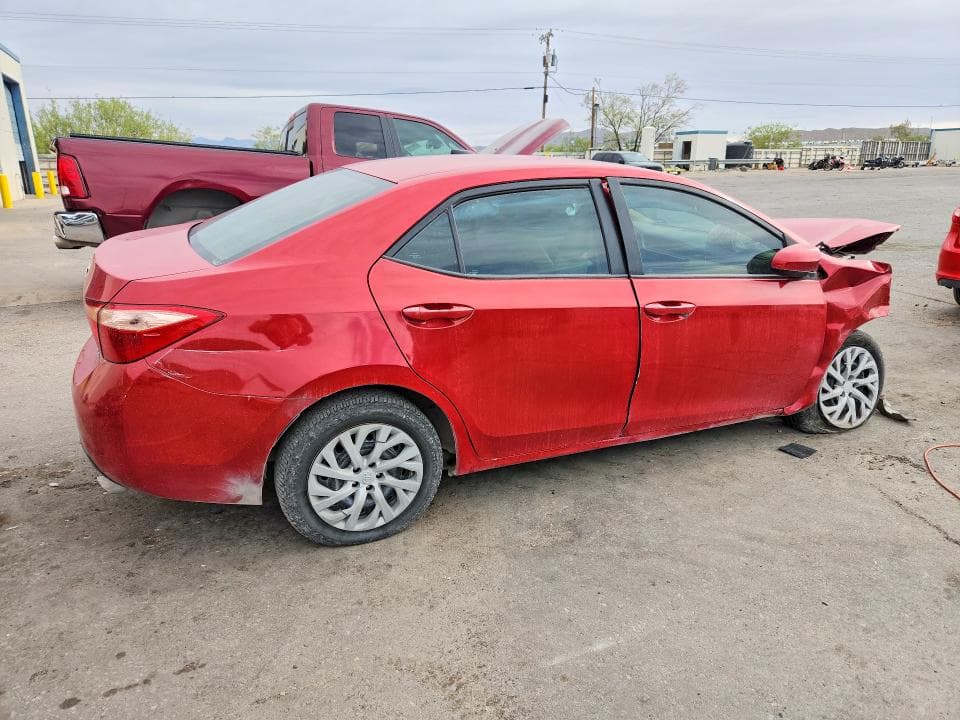2018 TOYOTA COROLLA LE 3