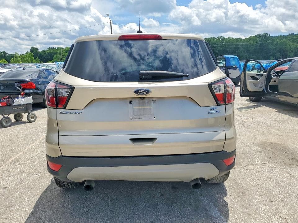 2017 FORD ESCAPE SE 6