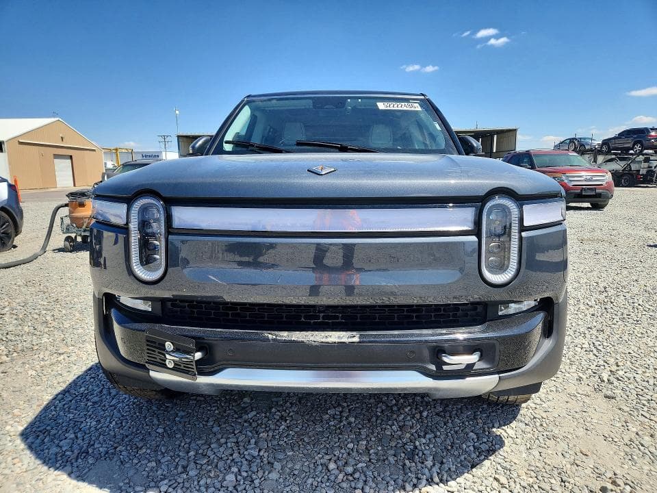 2023 RIVIAN R1S ADVENTURE 5