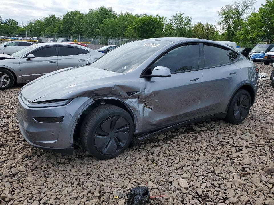 2026 TESLA MODEL Y - 1