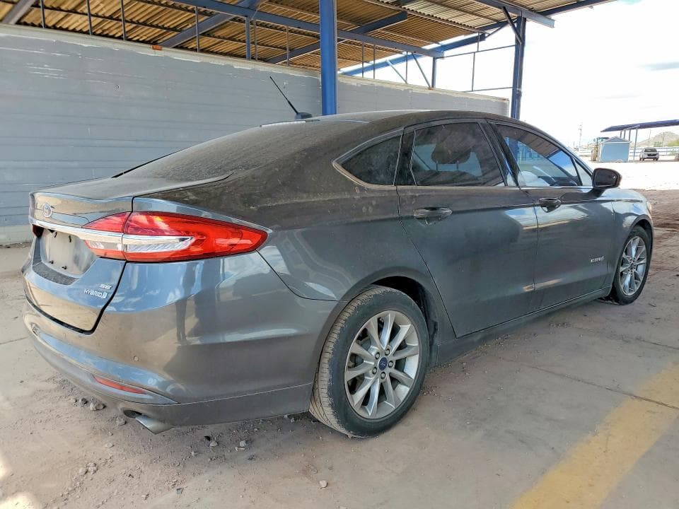 2017 FORD FUSION SE HYBRID 3