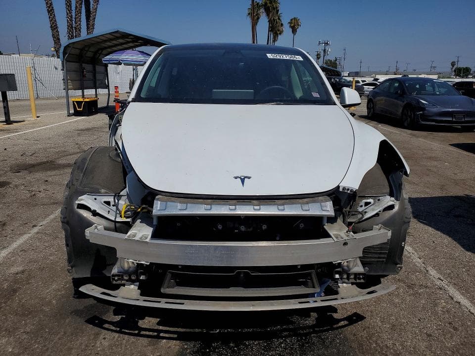 2023 TESLA MODEL Y 5