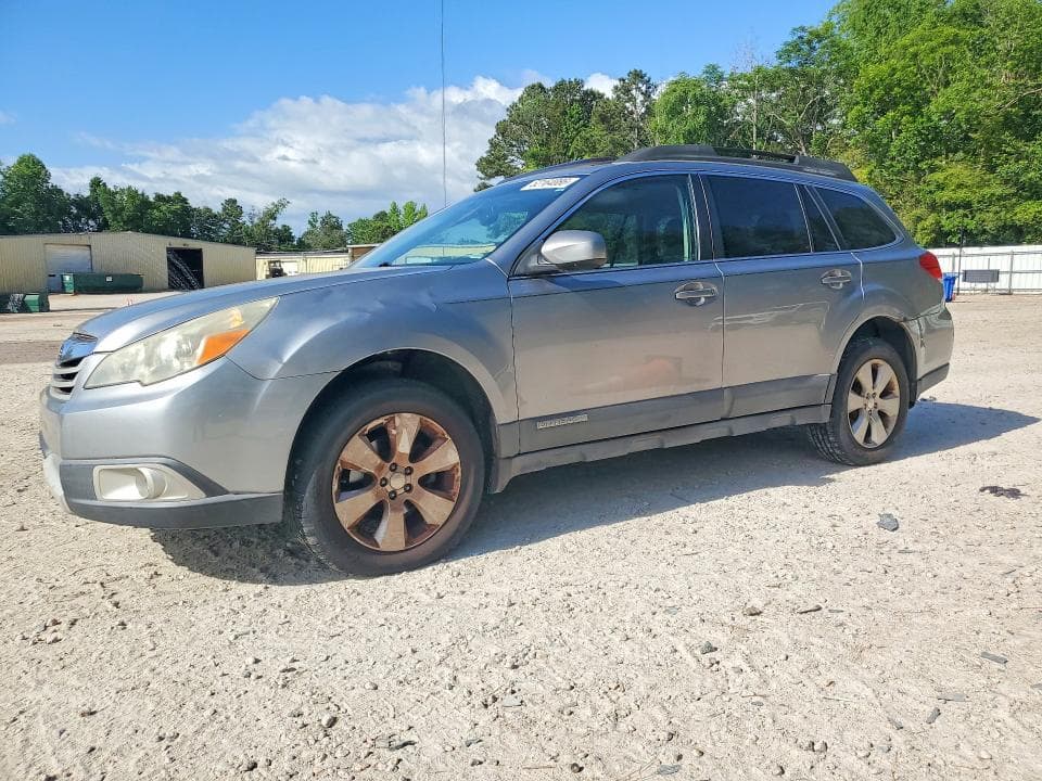 2011 SUBARU OUTBACK 2.5I LIMITED - 1