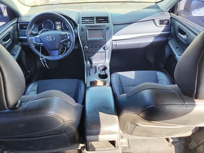 2017 TOYOTA CAMRY SE 8