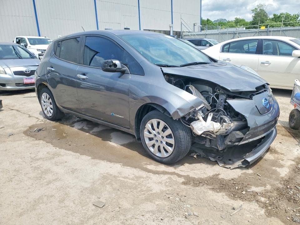 2017 NISSAN LEAF S 4