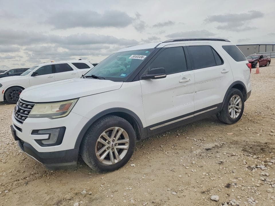 2017 FORD EXPLORER XLT - 1