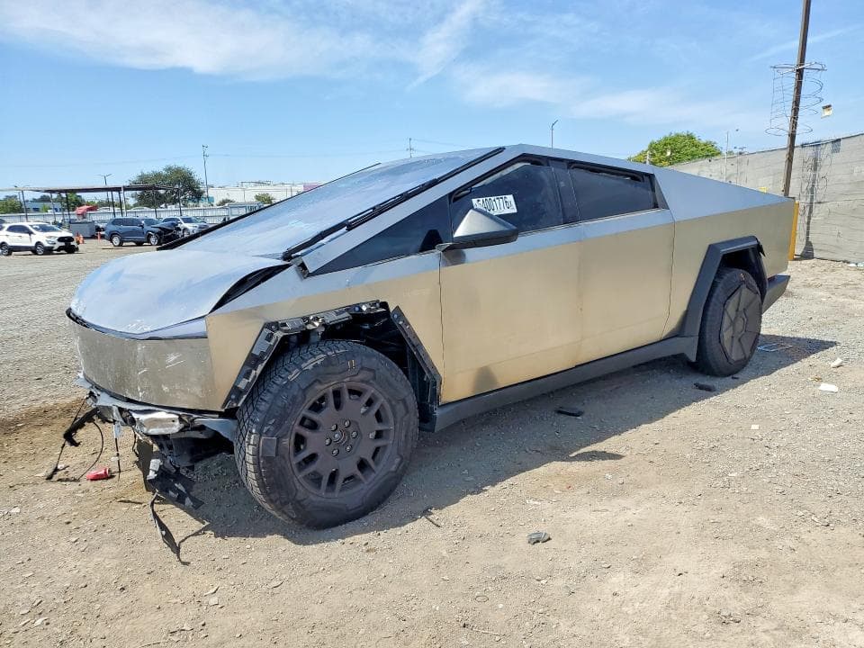 2024 TESLA CYBERTRUCK - 1