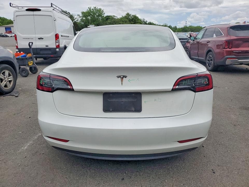 2023 TESLA MODEL 3 11