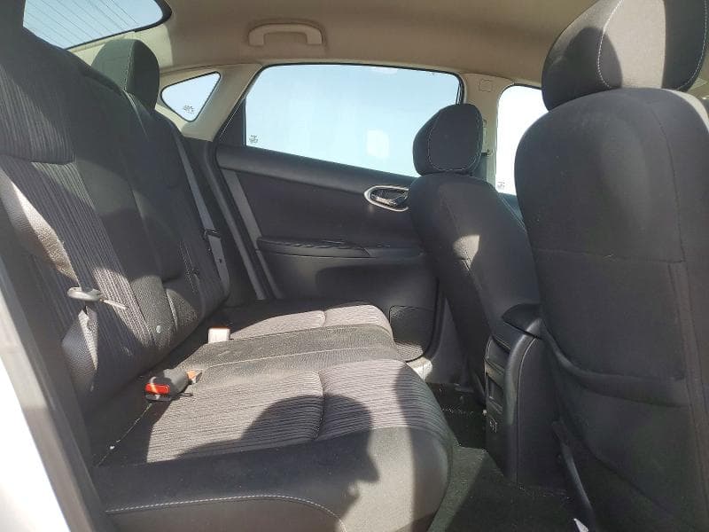 2019 NISSAN SENTRA SV 10