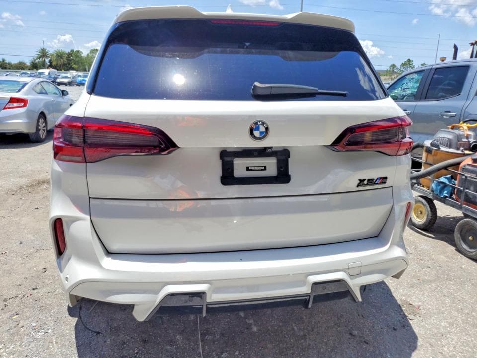 2022 BMW X5 M 6