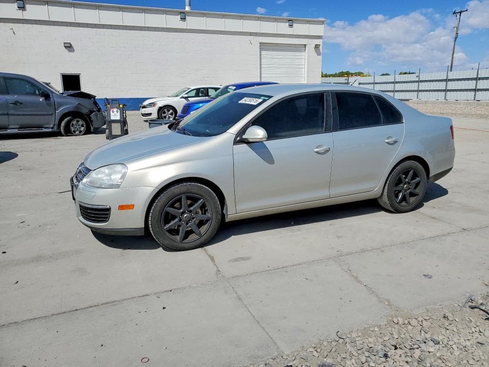 2010 VOLKSWAGEN JETTA S - 1