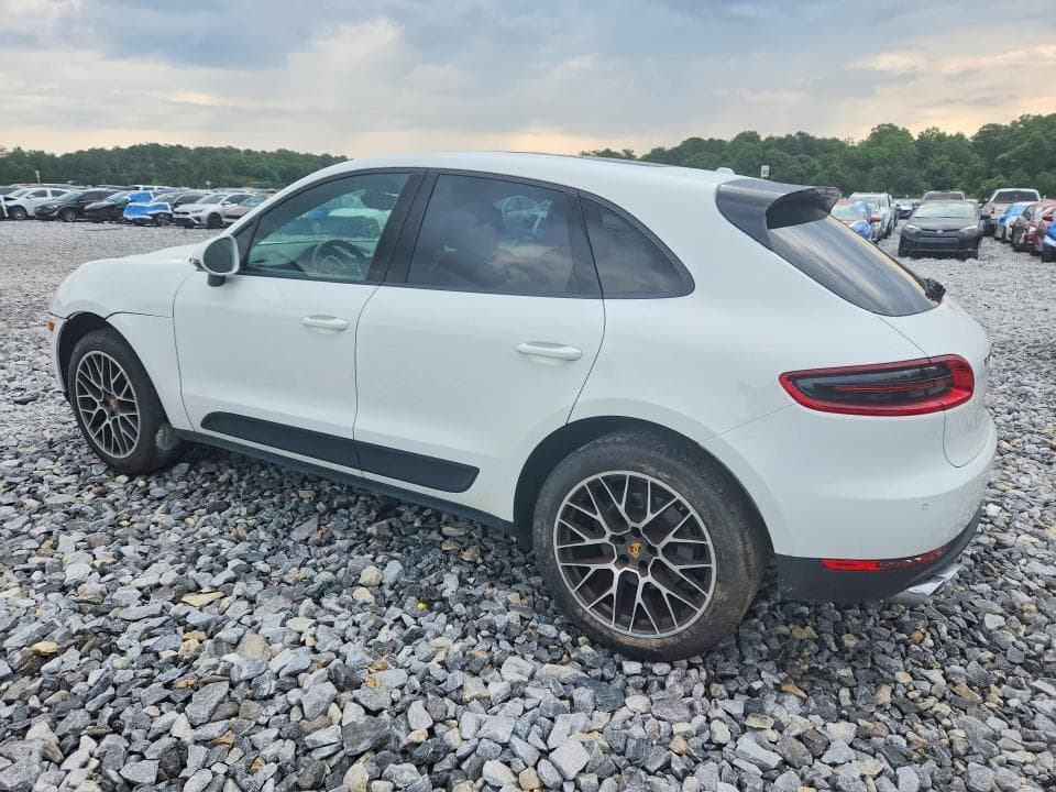 2018 PORSCHE MACAN 2
